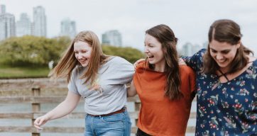 priscilla-du-preez-mKJUoZPy70I-unsplash Die besten Aktivitäten, um schnell Freunde zu finden