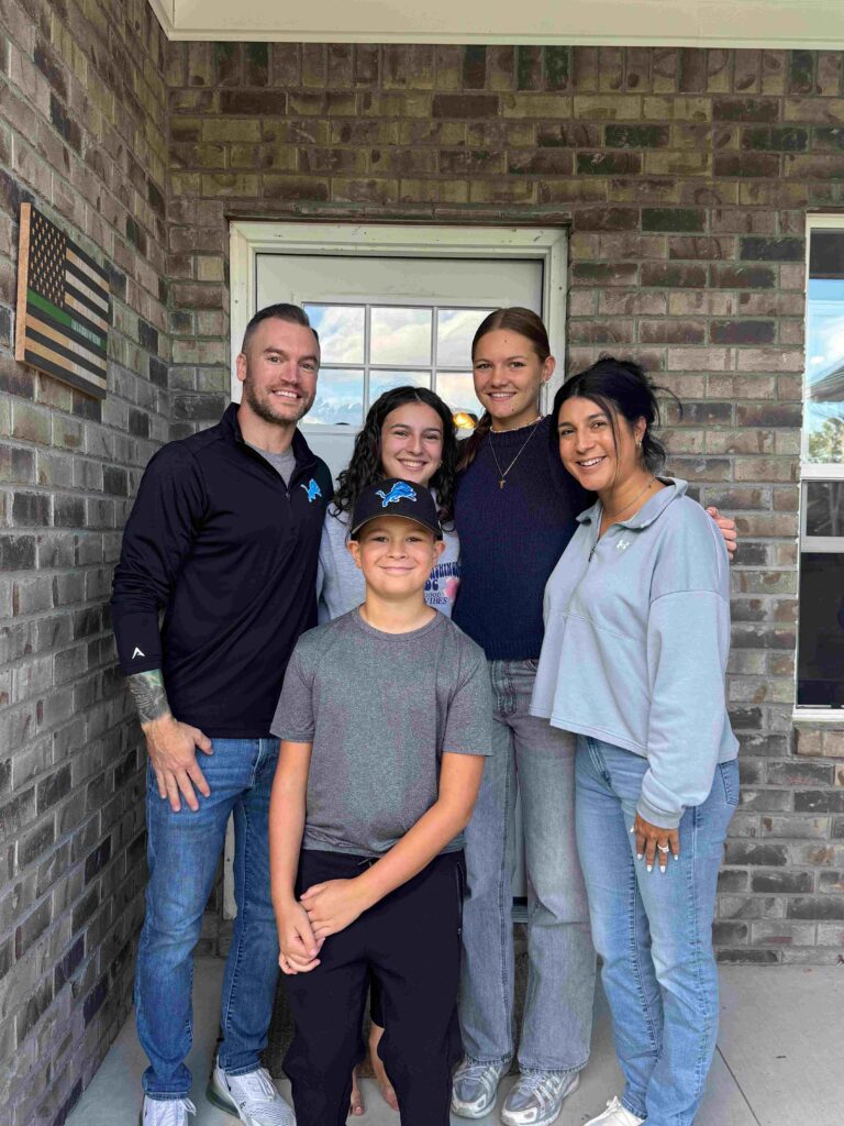 Emmi mit ihrer Gastfamilie in den USA