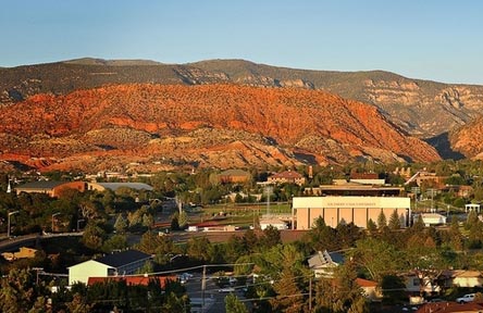 College Stipendium USA, Southern Utah University, Umgebung, Nachbarschaft