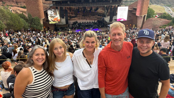 Familienfoto bei Konzert