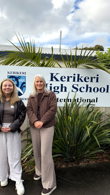 Ayusa-Intrax Mitarbeiterin mit Partnerin St. Marys College Neuseeland