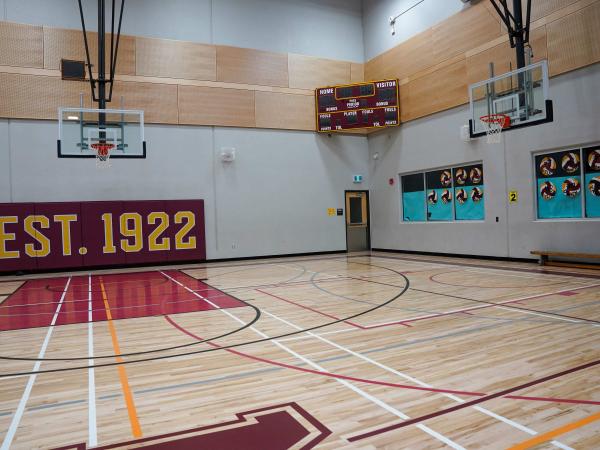 Burnaby North Secondary School Sporthalle