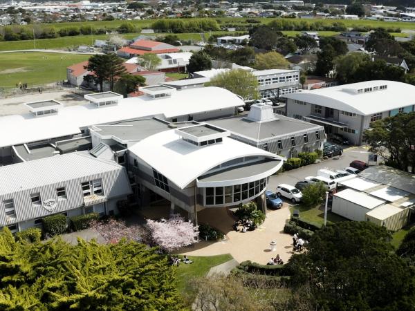 Hutt Valley High School Bootstour mit Schülerinnen
