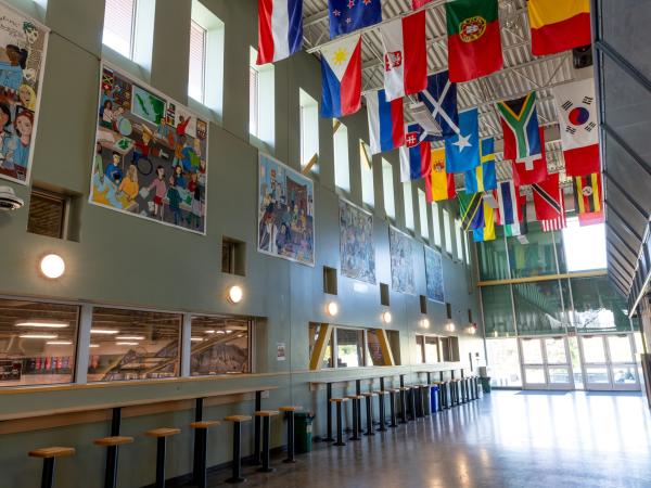 Burnaby Mountain Secondary School Eingang