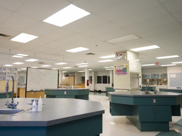 Moscrop Secondary School Lab