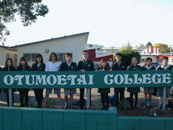 Otumoetai College Schülerinnen