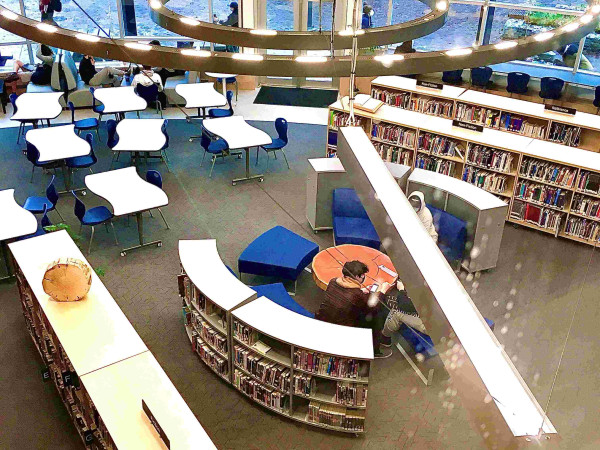 Argyle Secondary School Library