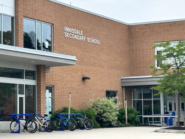 Innisdale Secondary School Gebäude