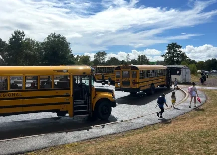 gelber Schulbus Kanada