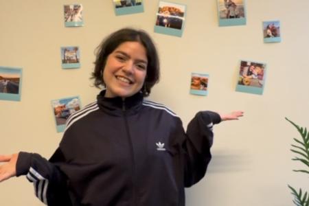 Amy im Berliner Büro